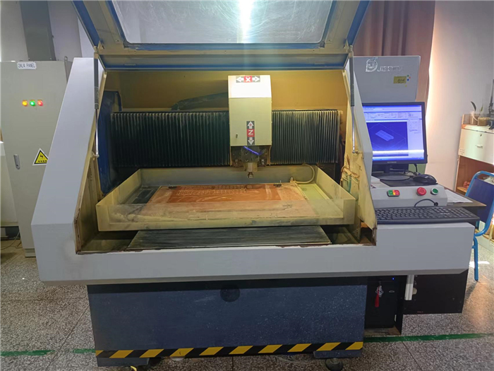 �ξ߼ӹ��豸-��̻�