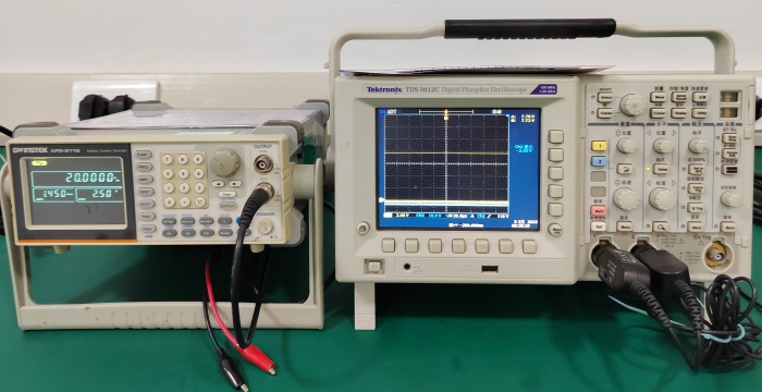 ����ӫ��ʾ����������